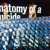 Anatomy of a suicide, Alice Birch, mise en scène Katie Mitchell, ovni époustouflant !